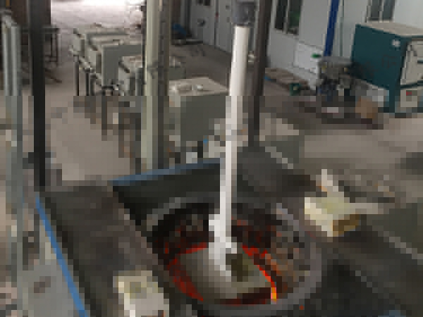 客戶現場安裝機組調試